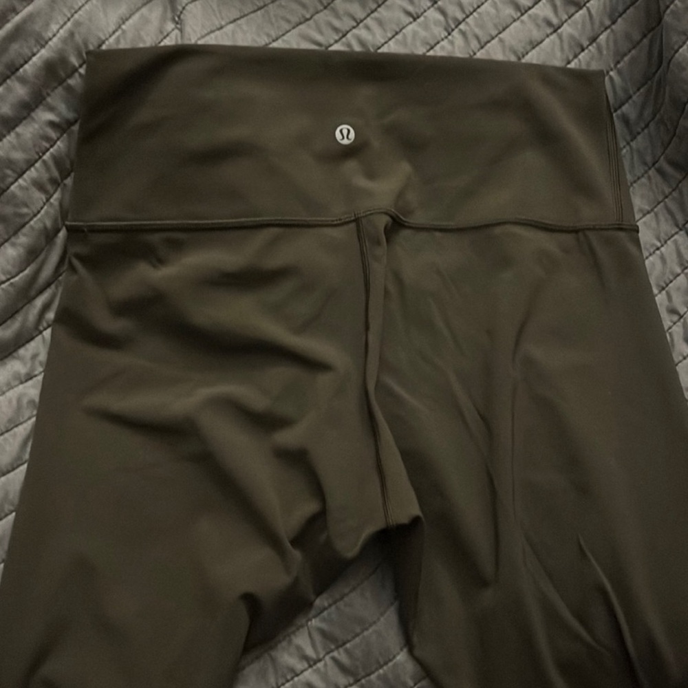 Lululemon Aligns - size 10